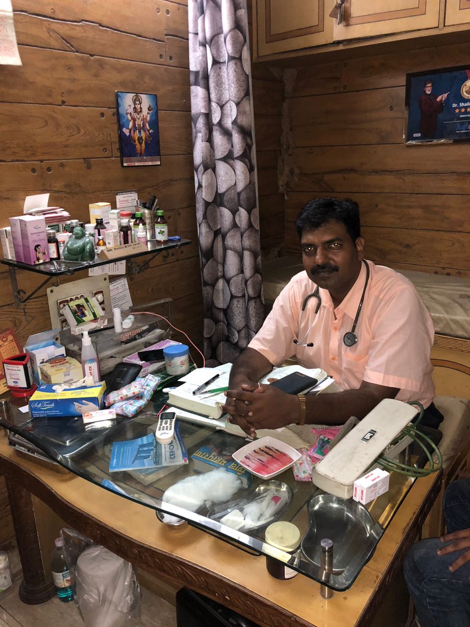 Dr Shailesh Jain's Clinic Image 6