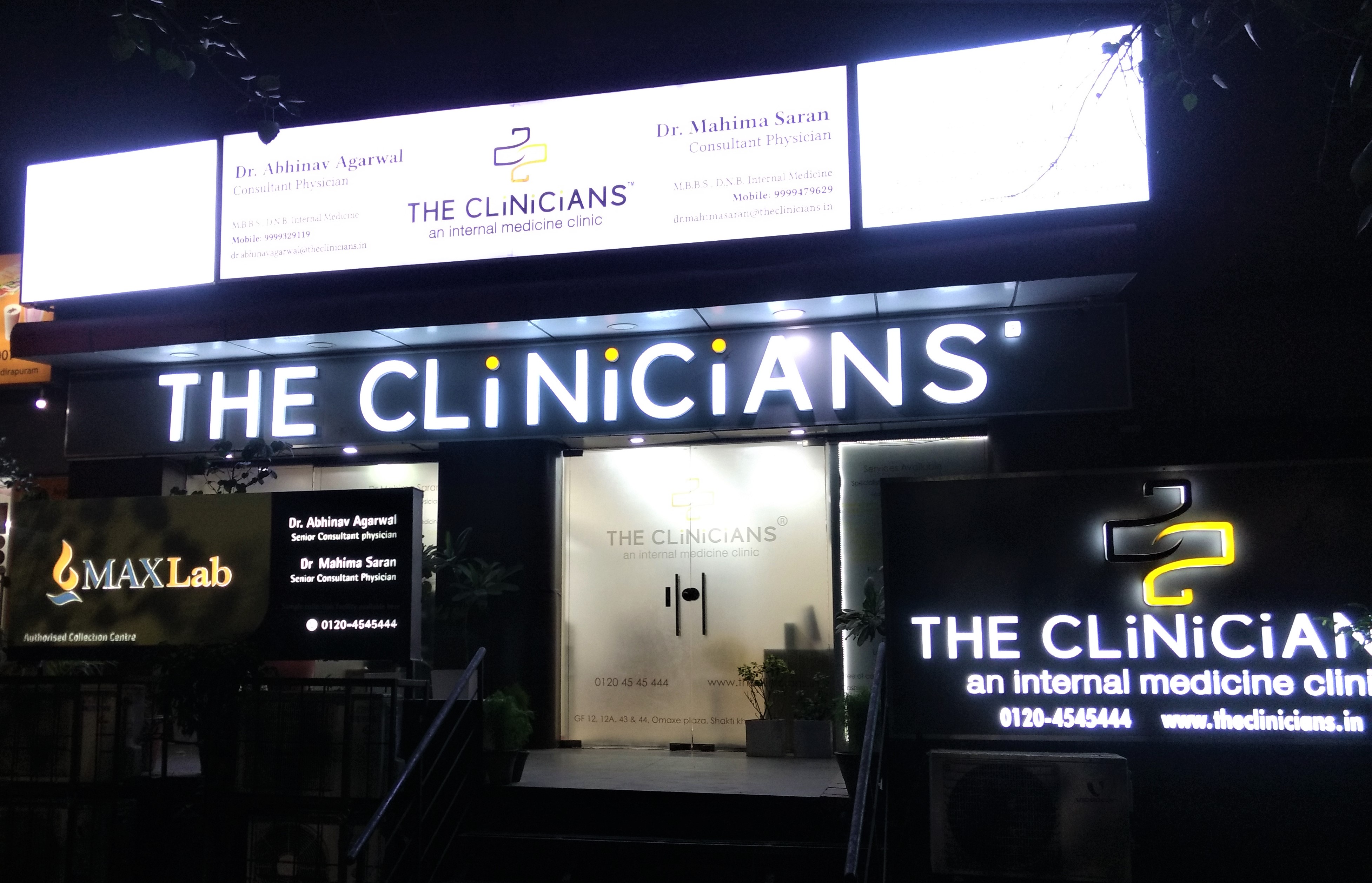 THE CLiNiCiANS Image 2