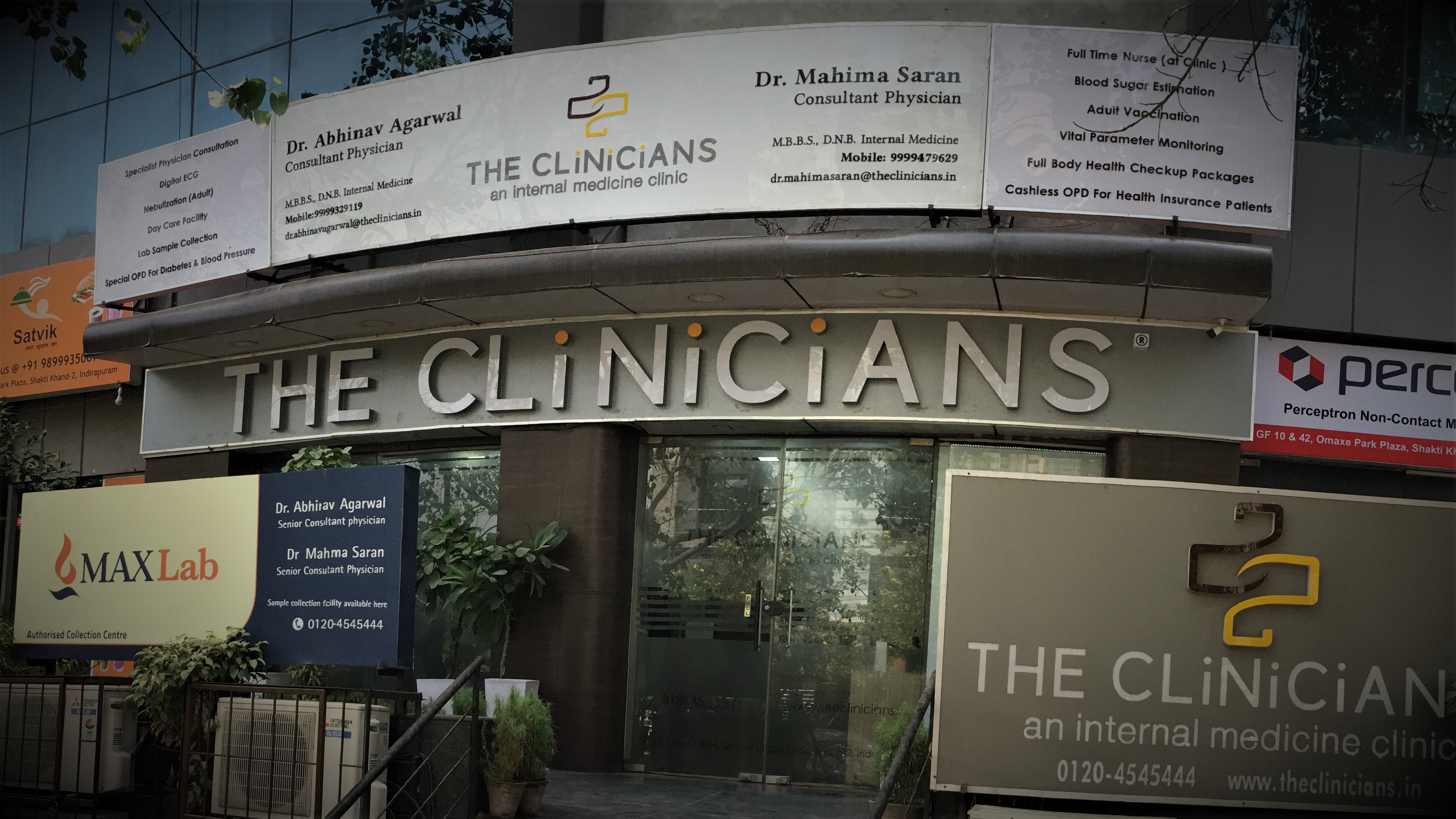 THE CLiNiCiANS Image 1
