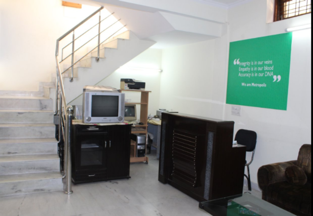 DR. SALUJA'S FAMILY CLINIC & PATH LAB Image 4