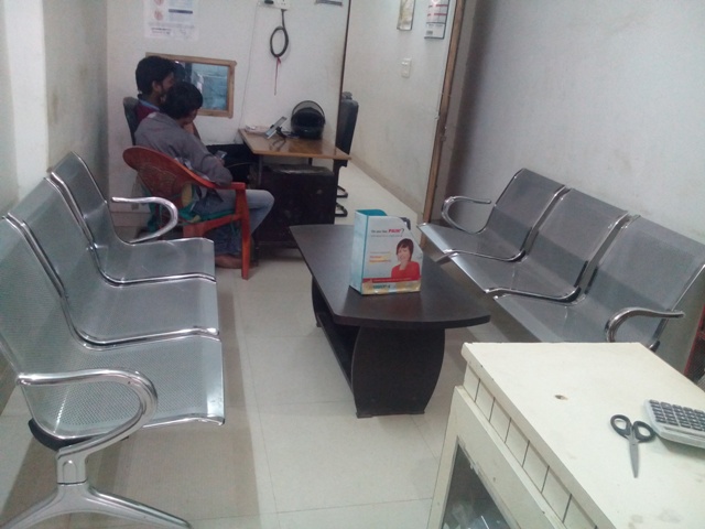 Ishwar Dental Clinic Image 2