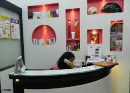 B BLISS Skin & Hair Clinic Image 1