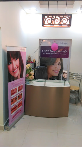Dermasculpt hair transplant and skin clinic Image 3
