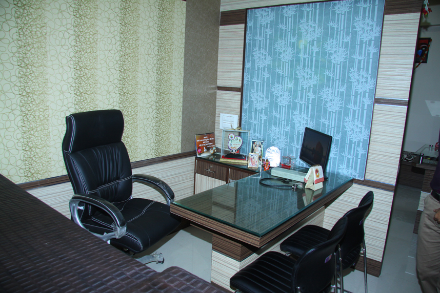 RATHI DENTAL & AYURVED CLINIC Image 4