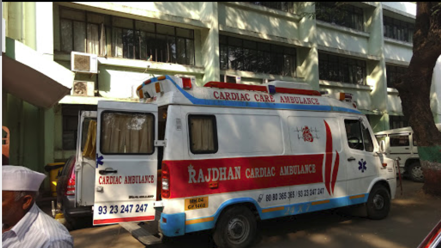KEM Hospital - Pune Image 3