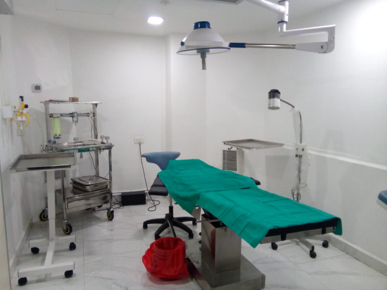 Evolve Esthetique Clinics -Lucknow Image 2