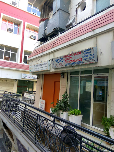 ROSS CLINIC Image 2