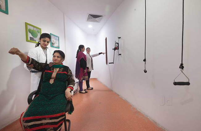Cloudnine Hospital(Paras Bliss Hospital) Image 4
