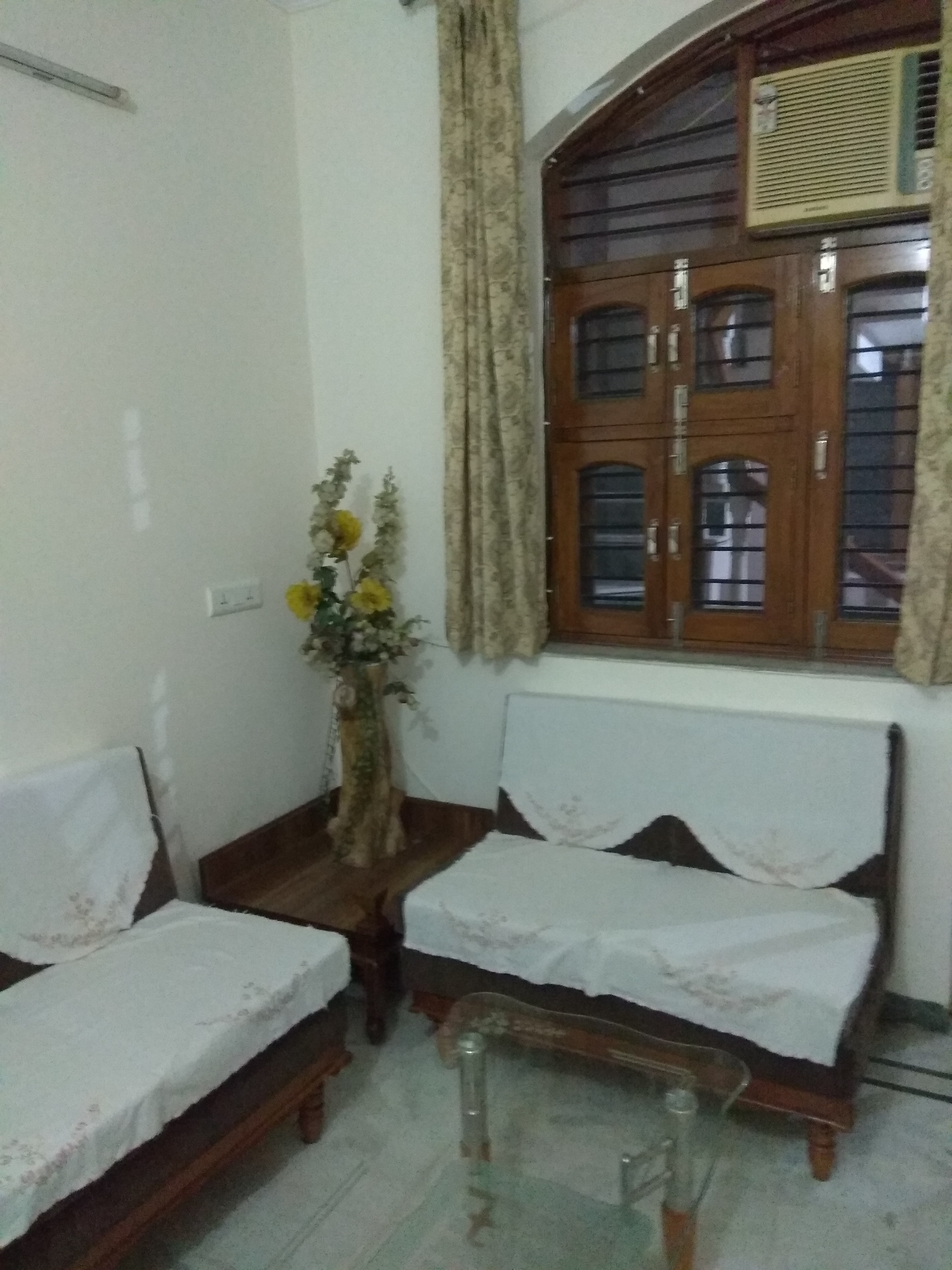 Dr. Pasricha's E.N.T. & Eye Clinic Image 9