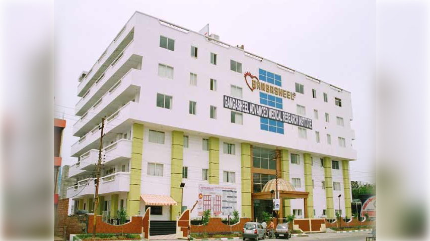DR dushyant Gupta Image 1