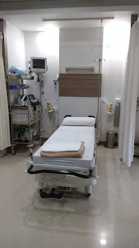 Hinduja Healthcare Khar Image 2