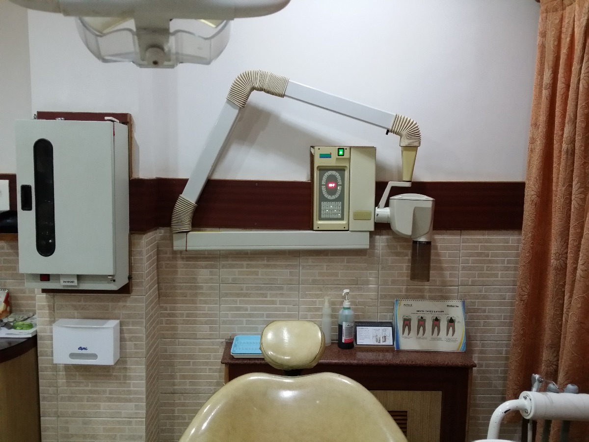Girdhar Dental Clinic Image 3