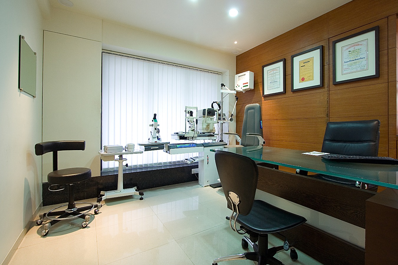 Roshni Eye Hospital Image 7