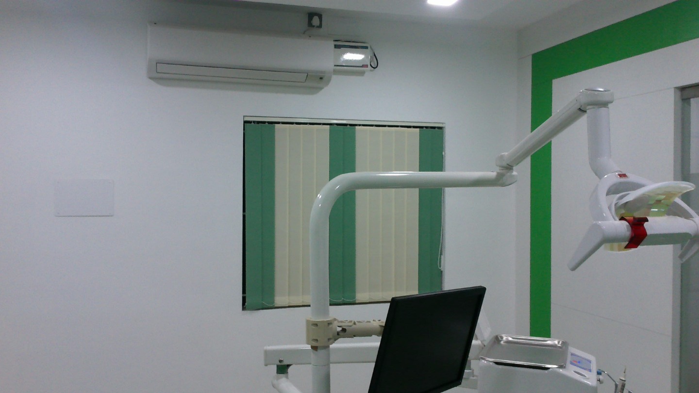 SRISHTI DENTAL CLINIC Image 1