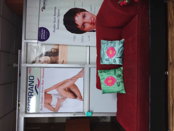 Dr Vidushi Jain, Skin Specialist, Dermatologist, Hair Transplant,Laser Hair Removal,Best Skin Doctor Image 4
