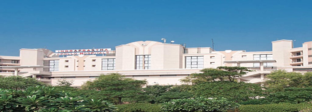Indraprastha Apollo Hospital Image 2