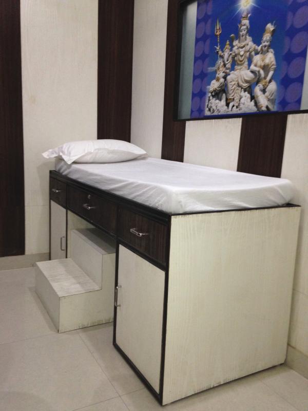 Dr. Rakesh Dua Brain And Spine Clinic Image 1