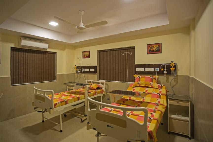 Spandan Hospital & Critical Care Center Image 2
