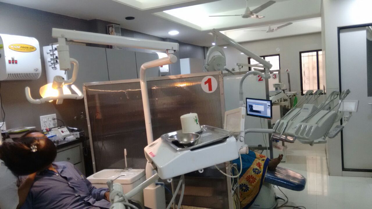 Shah Dental Clinic Image 1