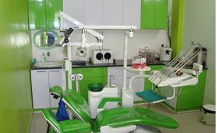 KosMoDent Multi Speciality Dental Clinic Image 4