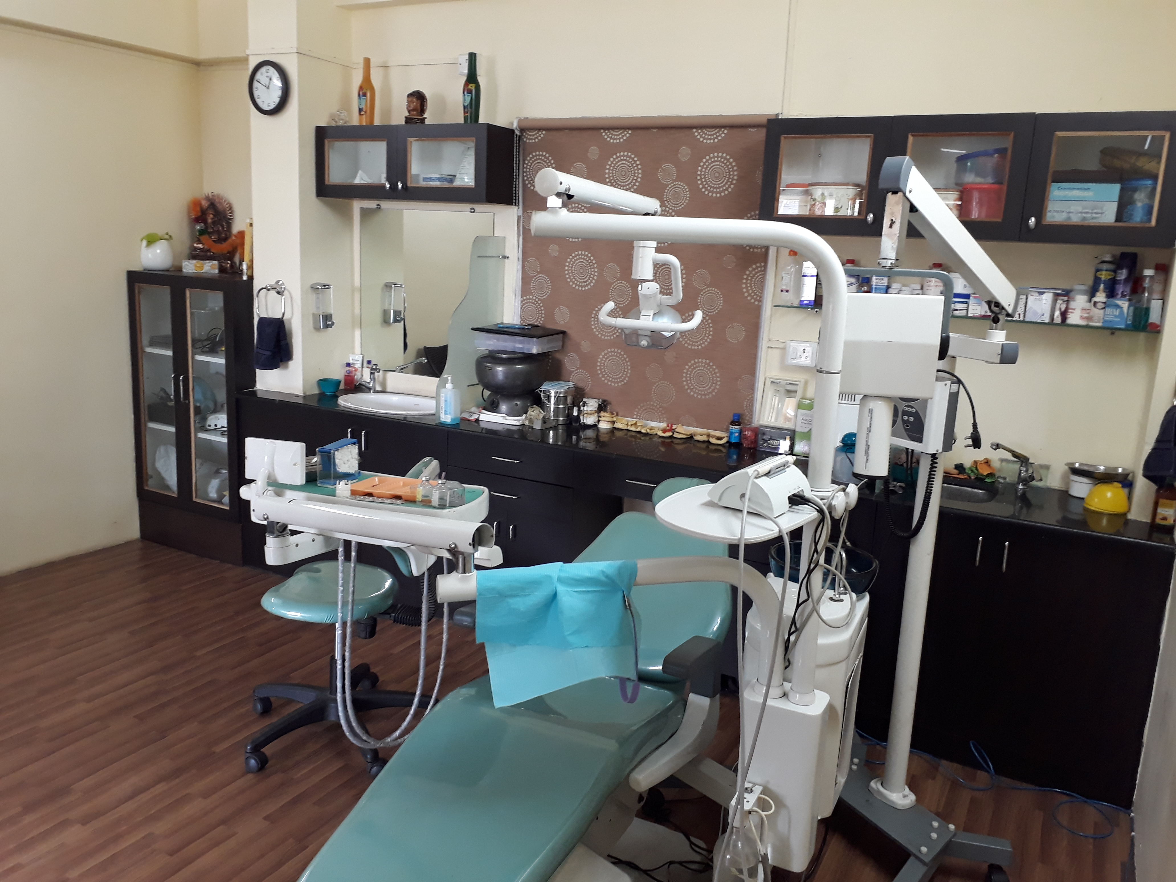 Manohar Advanced Dental Care Laser & Implant Center Image 5