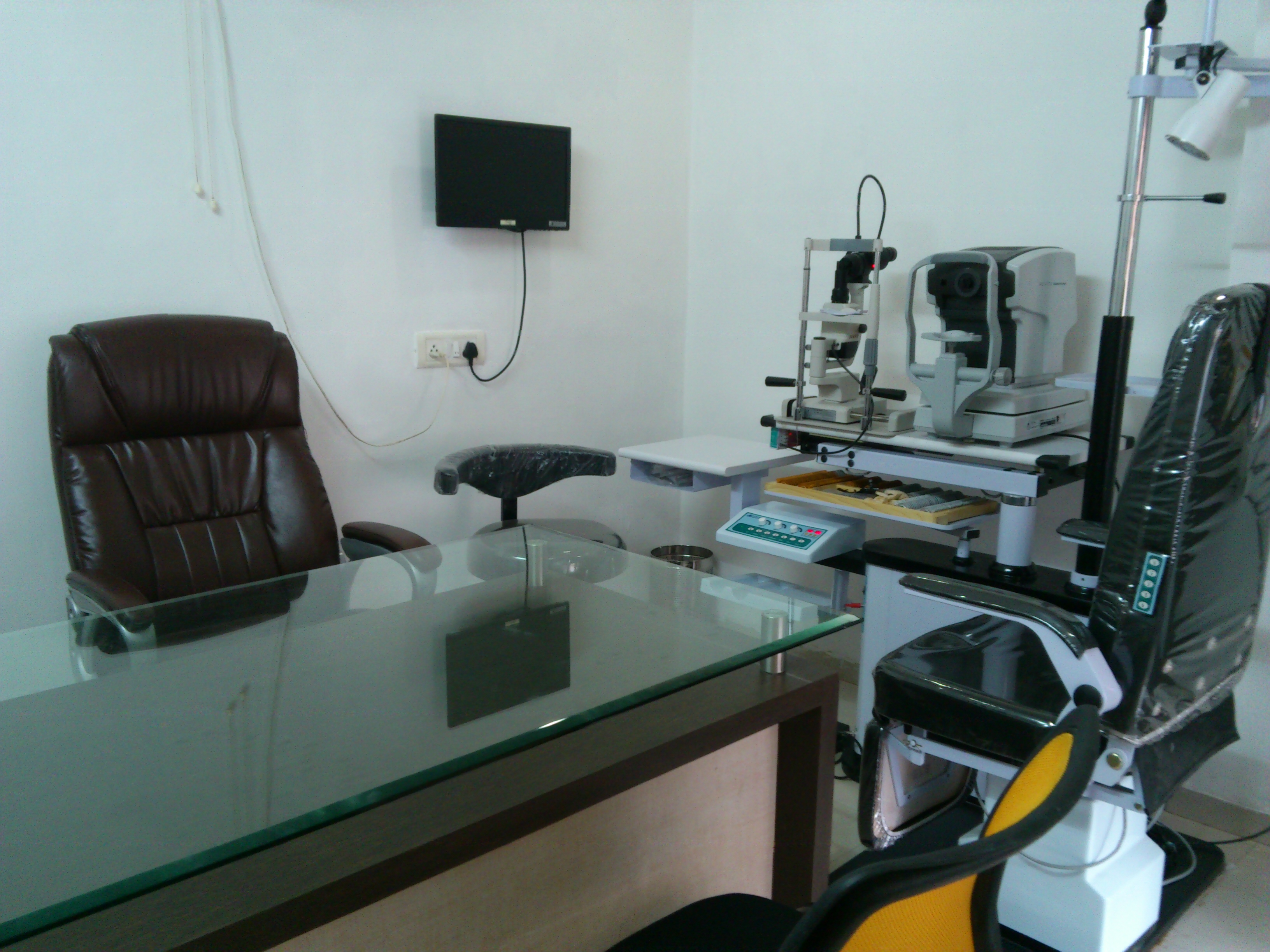 Sharda EYE Hospital Image 2
