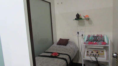 Neev Nutrition & Weight Loss Centre Image 1