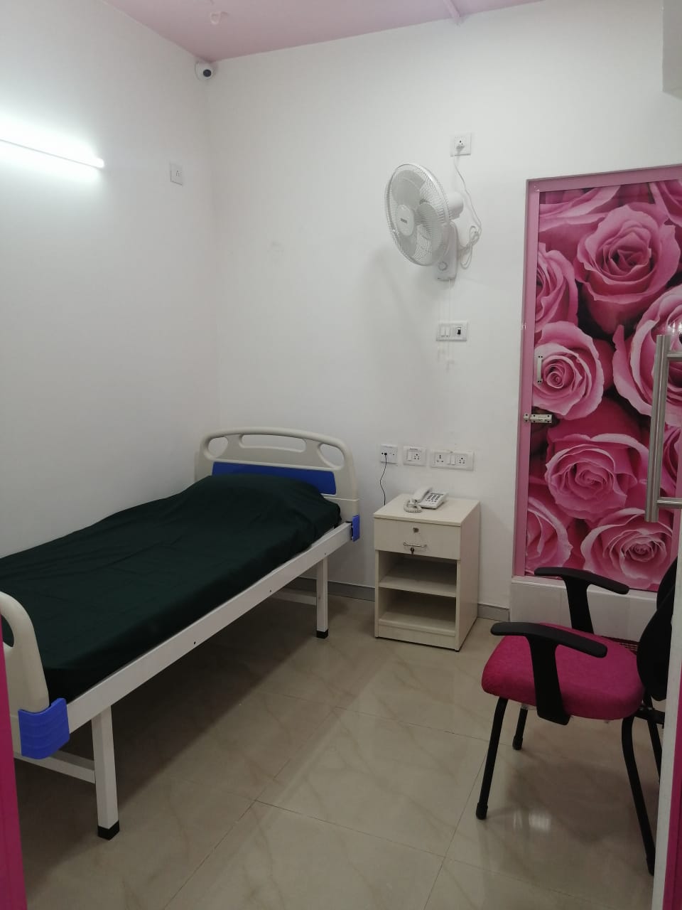 Chennai Dr.Rajeshwari's Skin Care and Hair Restoration Centre Image 9