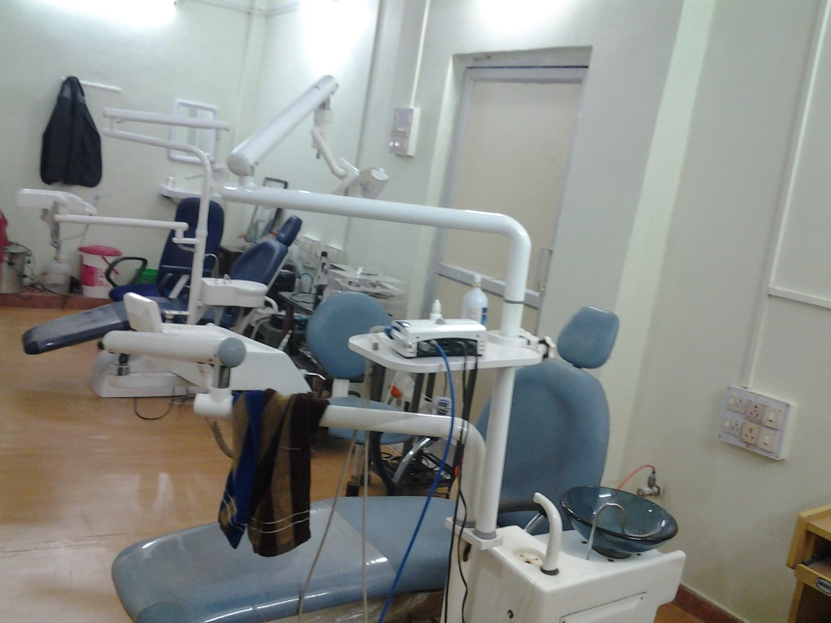 Maa Dental Clinic Image 2