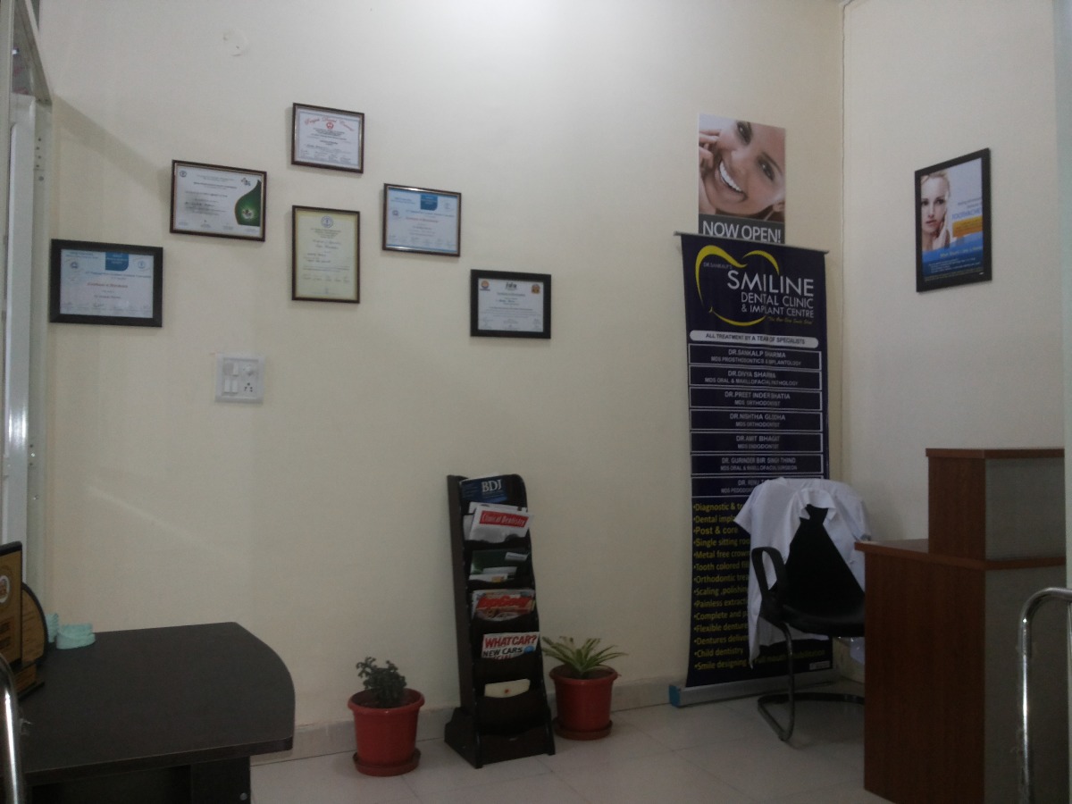 Smiline Dental Clinic & Implant Centre Image 2