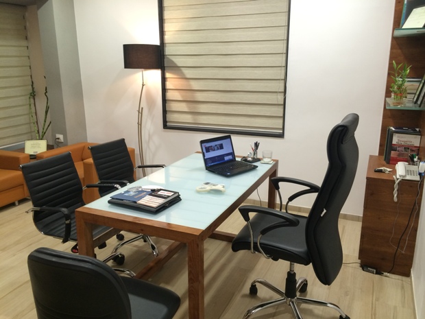 Dr. KULDEEP SINGH SKIN HAIR CLINIC & AMERICAN HAIR TRANSPLANT CLINIC Image 4