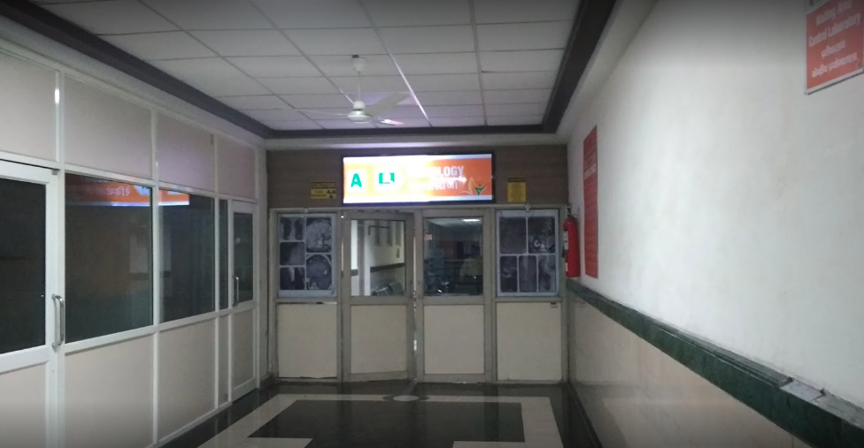 Sharda Hospital Image 1