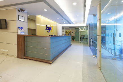 Eye-7 Clinic Image 1