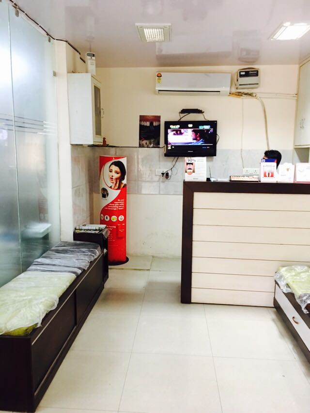 Dr. KPS Yadav's Dental World Multispeciality Clinic & Implant Center Image 8