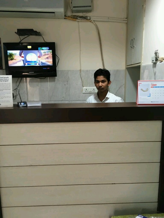 Dr. KPS Yadav's Dental World Multispeciality Clinic & Implant Center Image 2