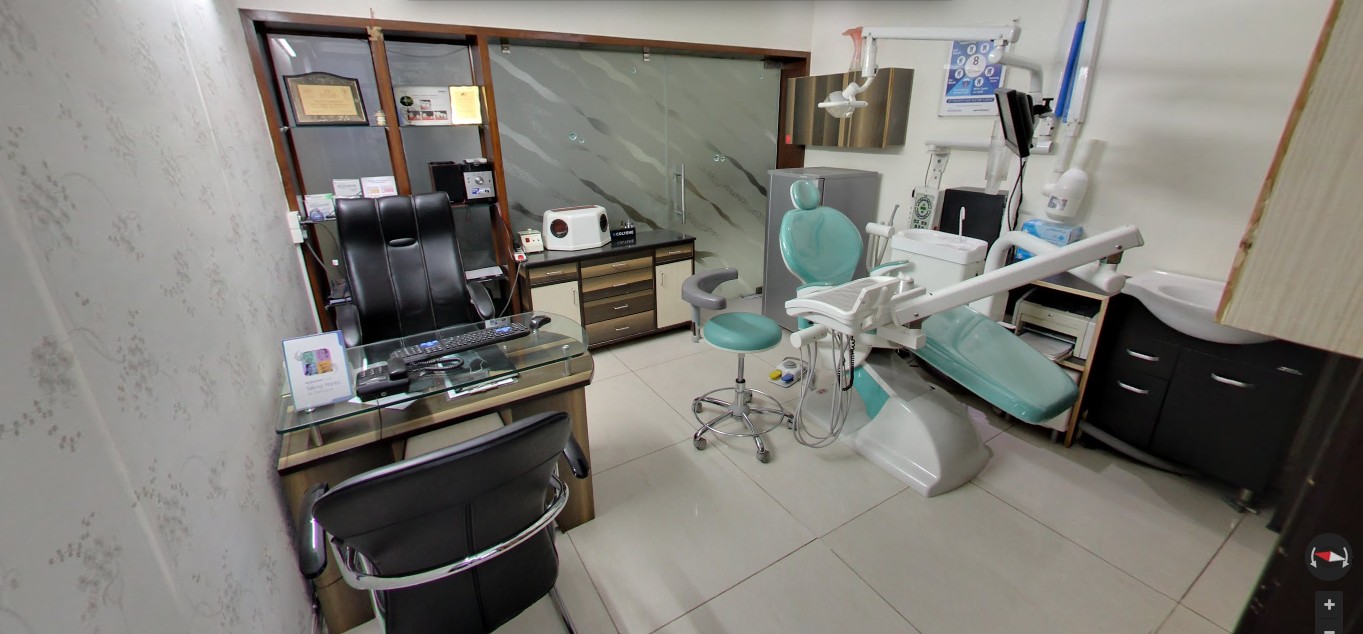 Jindal Dental Clinic Image 2