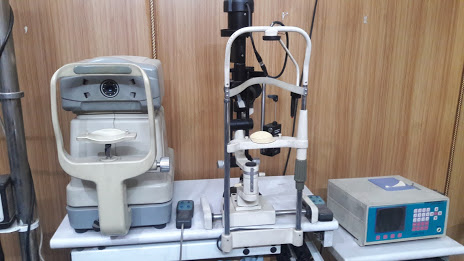 Dr. Pasricha's ENT & Eye Care Centre Image 2