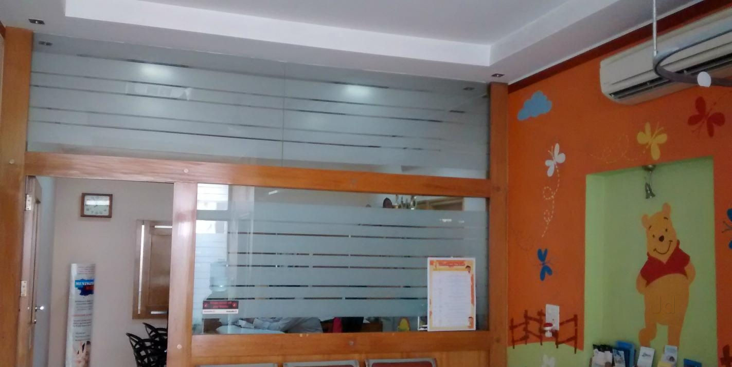 New Born And Child Specialist Image 2