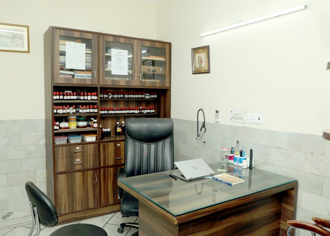 Dr. Goel's Clinic Image 6