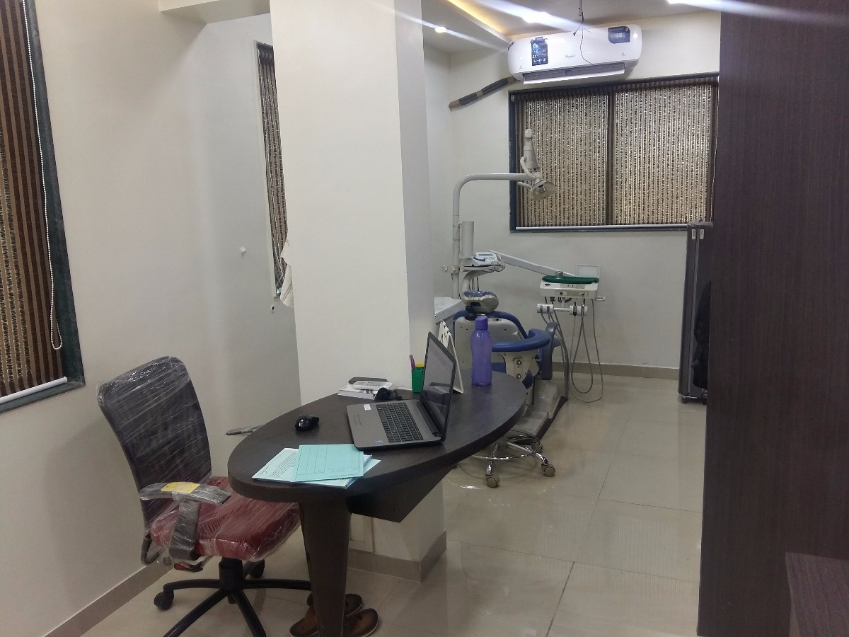 Dr. Marathe's Dental Clinic Image 6