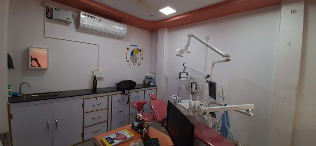 Vani Multispeciality Dental Clinic Image 2