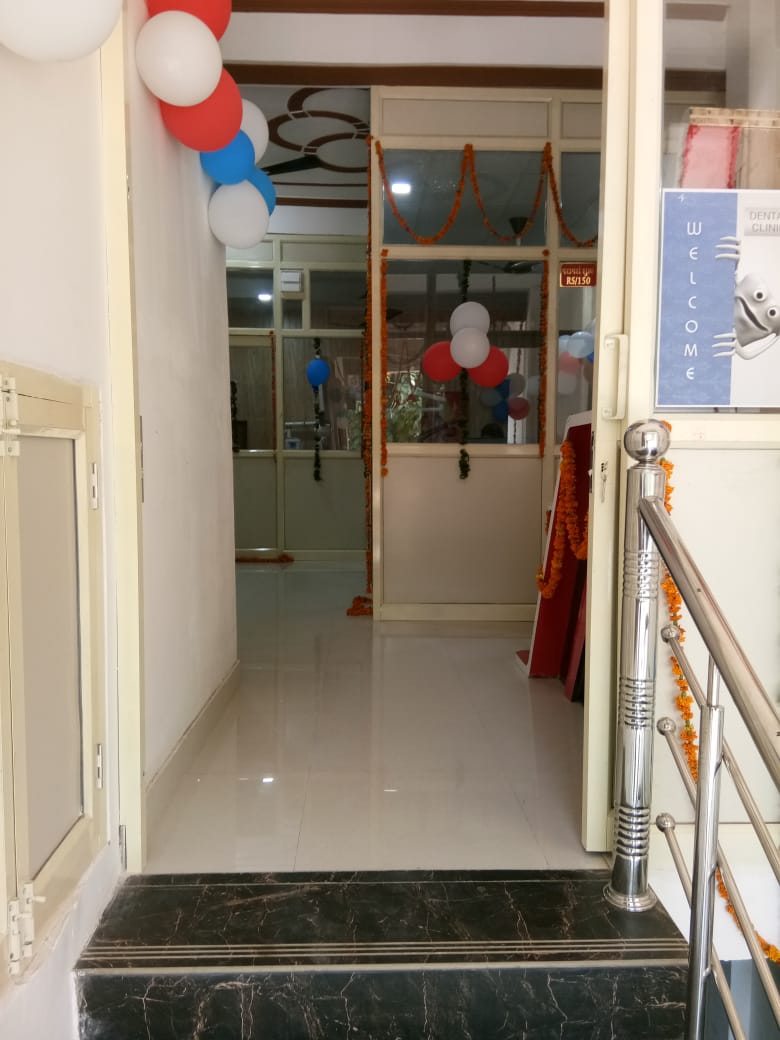 PARIHAR MULTISPECIALITY DENTAL CLINIC & IMPLANT CENTRE Image 3