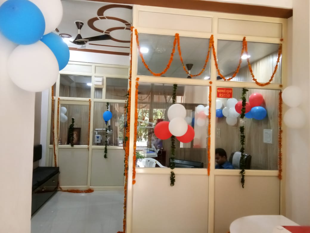 PARIHAR MULTISPECIALITY DENTAL CLINIC & IMPLANT CENTRE Image 2