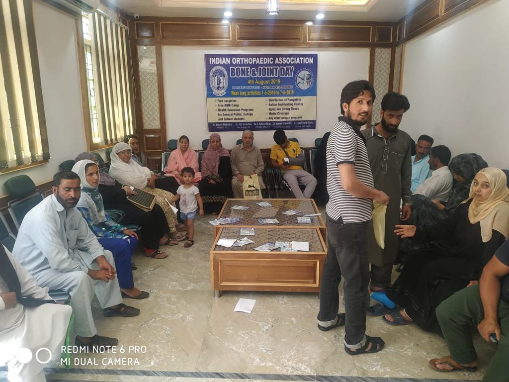 Orthopaedic & Fracture Clinic Image 2