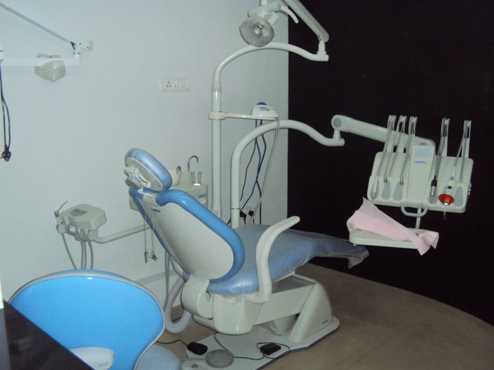 Dazzle Dental Image 3