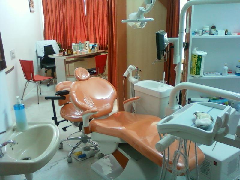 32 Stars Dental Clinic Image 1