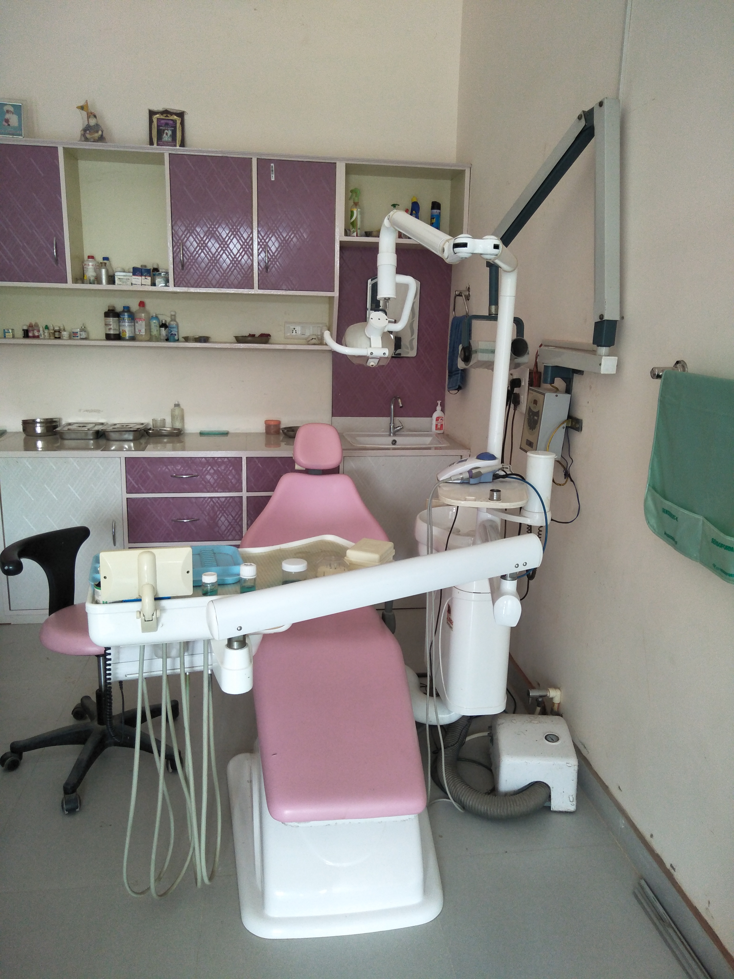 Amar Dental Clinic Image 2