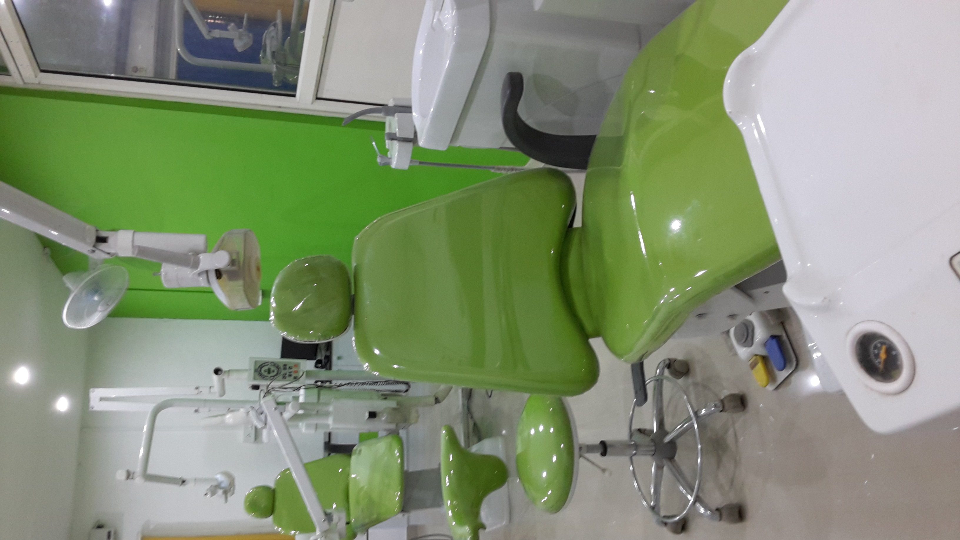 32 diamonds dental care Image 4