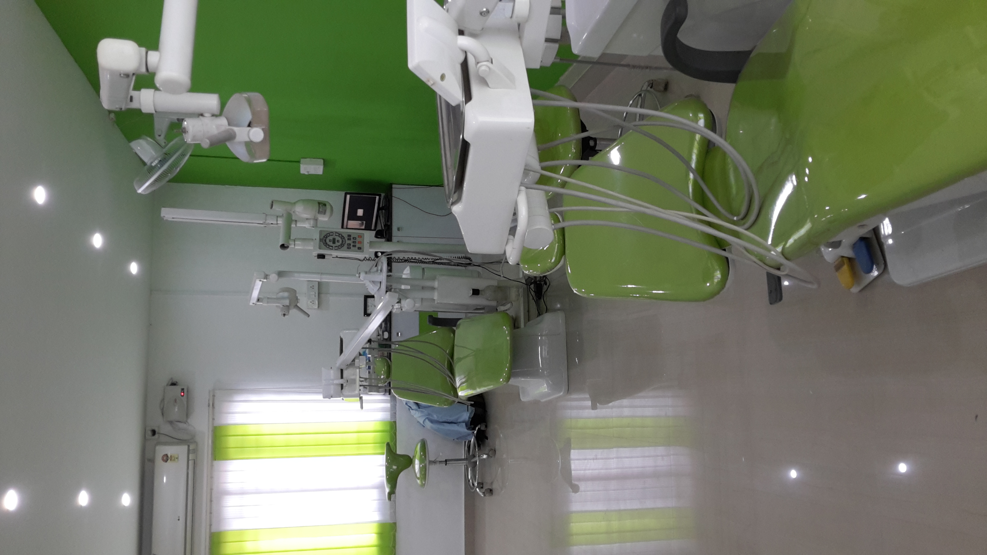 32 diamonds dental care Image 5