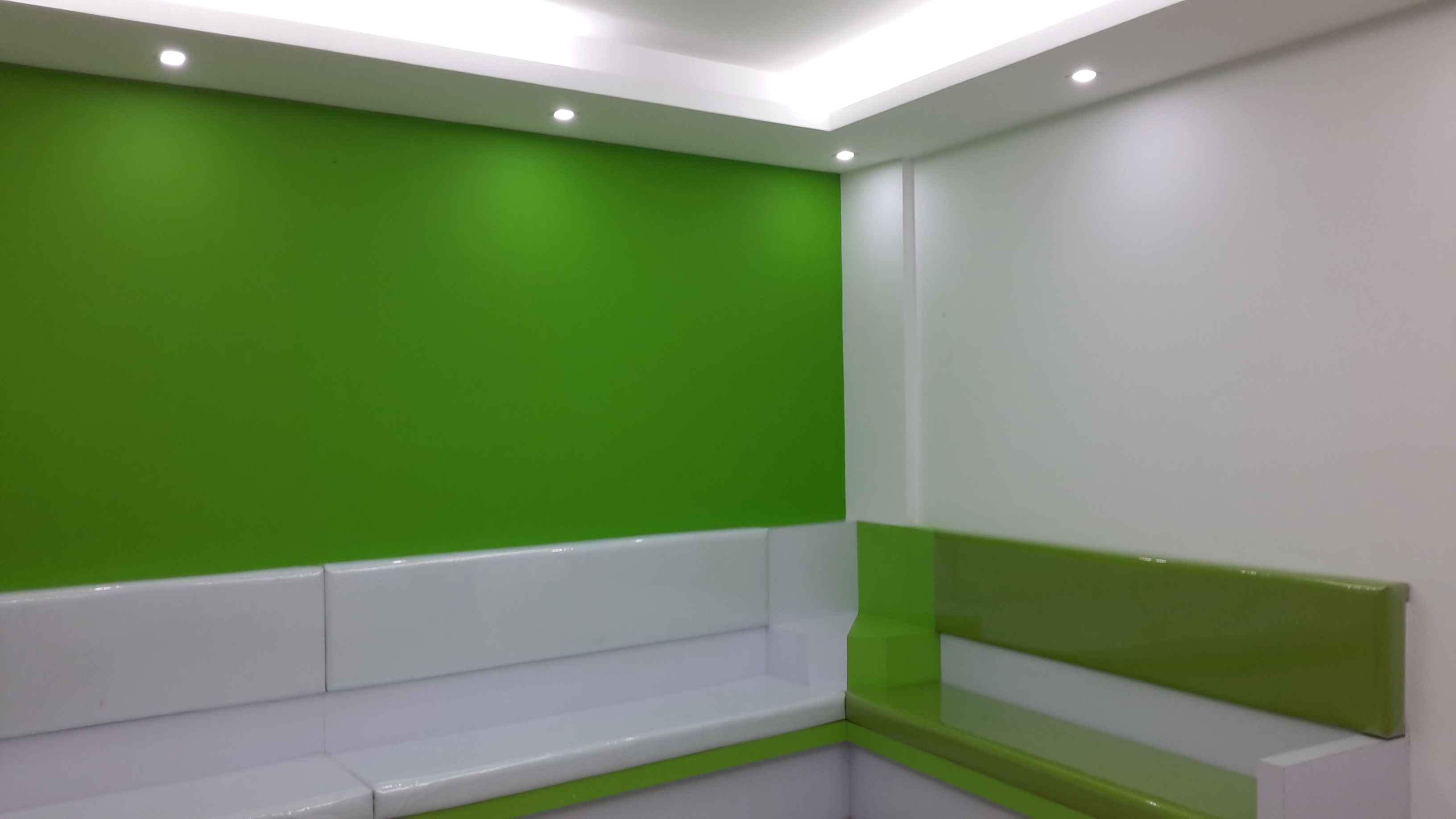 32 diamonds dental care Image 2